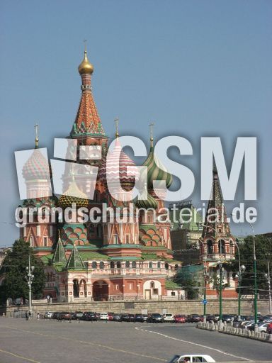 391 Blick auf Wassili-Blashenny-Kathedrale.JPG